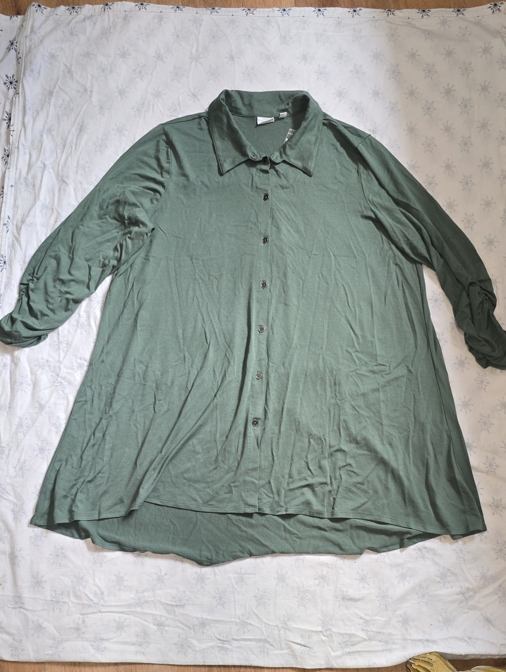 new directions Olive Green Button-Front Collared Tunic